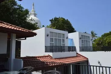 Hotel Villa Baywatch Rumassala