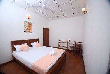 דירות לתיירים Summer Dew Villa