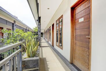 Otel Collection O 3885 Kara Residence