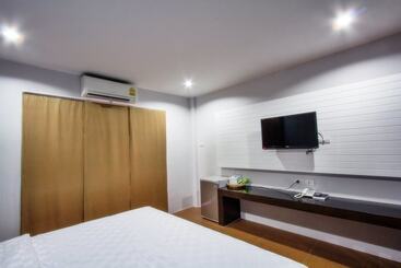 هتل Maison De Cheer