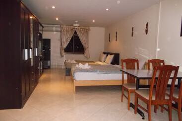 膳宿费 Chaiyapoon Inn