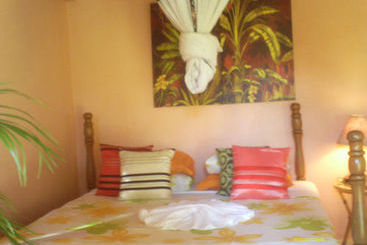 Stoney Creek Resort Hostel