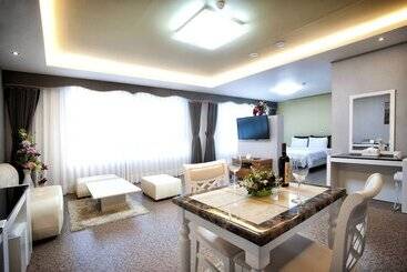 Hotel Benikea Technovalley