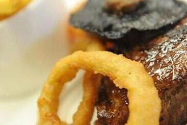 Отель Sturdys Castle