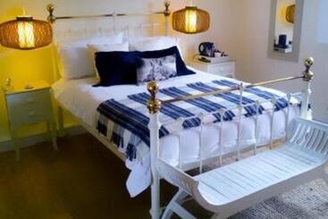 فندق The Green Man Boutique