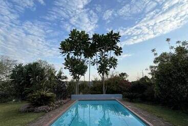 بنسيون Ilanda Guest House