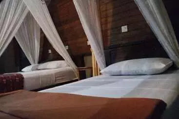 Пансион Suka Sari Cottages