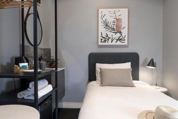 膳宿费 The Alison Randwick