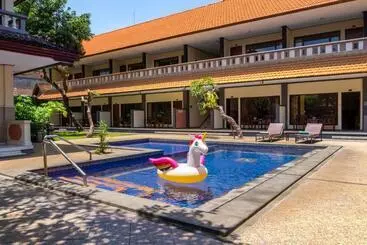 בית מלון כפרי Oka Legian