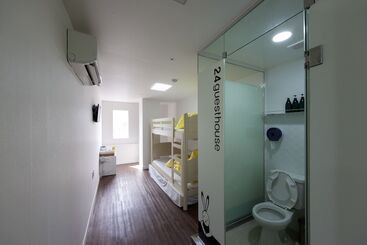 ペンション 24 Guesthouse Myeongdong Town