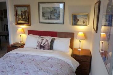 Pensione Rosebank House