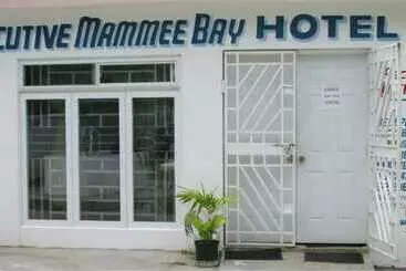 Executive Mamme Bay Hotel And Conference