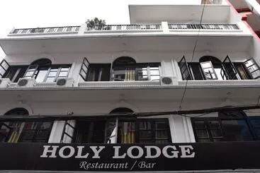 Отель Holy Lodge