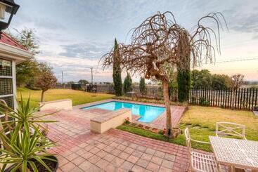 ホテル Road Lodge Kimberley