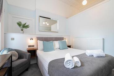 ベッドアンドブレックファースト Ocean Stays Hotel, Plymouth