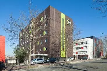 B&b Hotel Paris Le Bourget