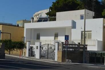 צימר La Casa Del Gelso Bianco