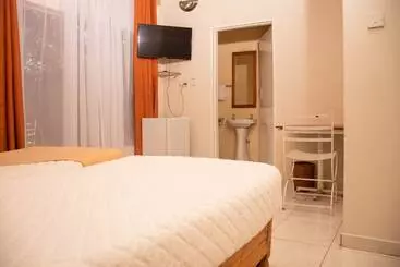 هتل Wild Trekkers Lodge