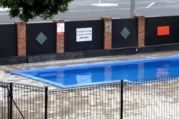 모텔 Kuirau Park Motor Lodge