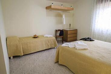 Пансион Mamaral