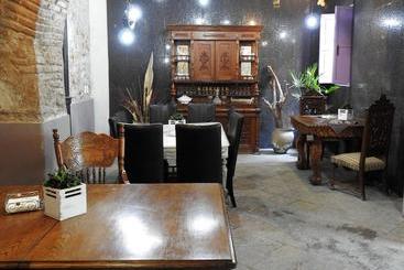 هتل Meson Sacristia De La Soledad