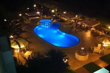 ホテル Ristorante Paradise
