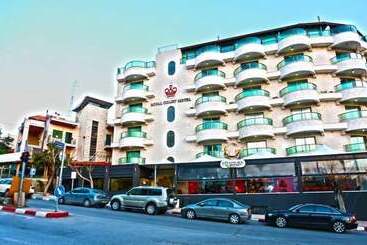 هتل آپارتمان Royal Court