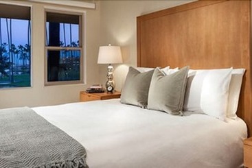 בית מלון כפרי La Jolla Riviera Inn