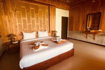 Koh Tao Relax Freedom Beach Resort