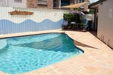 Апартаменты Cleveland Visitor Villas Motel