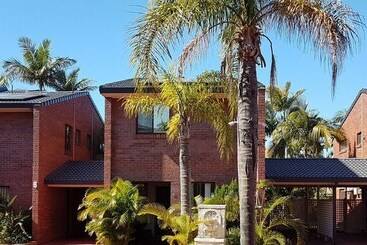 公寓 Cleveland Visitor Villas Motel