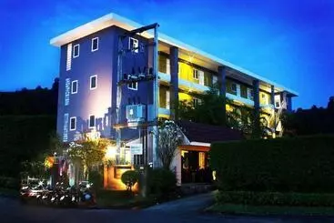 בית מלון כפרי Baannueng