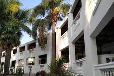 Отель Cana Blaya Apart