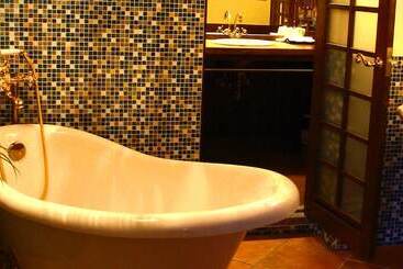 בית מלון כפרי Miyako