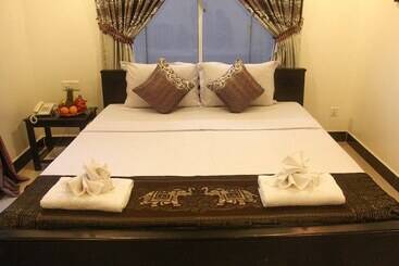 Hotel Parent Heritage Angkor Villa