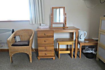 Reservoir View Motel