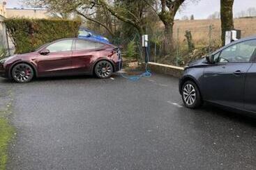 בית מלון כפרי Hôtel Le Laury S