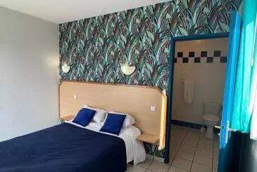 Отель Hôtel Le Laury S