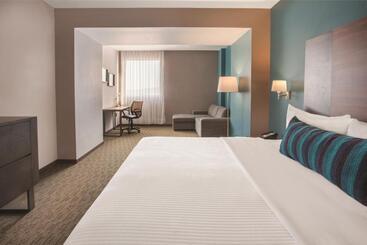 هتل La Quinta By Wyndham Aguascalientes
