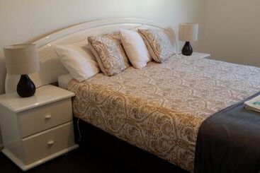 فندق Bay View Holiday Village