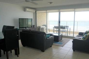 酒店 Pacific Surf Absolute Beachfront Apartments