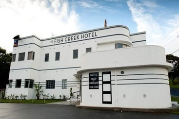 בית מלון כפרי Promhills Cabins