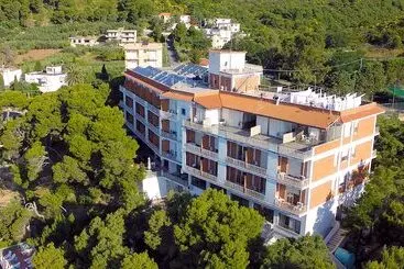 فندق Punta Licosa