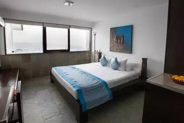 בית מלון כפרי The Theva Residency