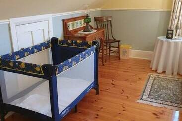 בית מלון כפרי Water Bay Villa Bed And Breakfast