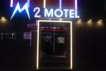 M2 Motel
