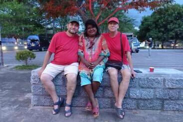 ペンション Rock Cascade Tourist Home &cookery School