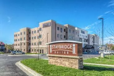 ホテル Staybridge Suites St Louis   Westport, An Ihg