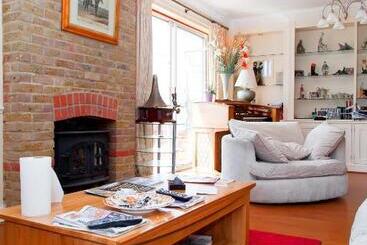 Пансион Elmcroft Guest House