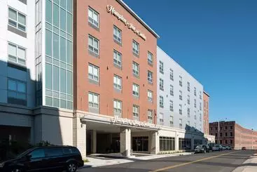 Otel Hampton Inn & Suites Worcester